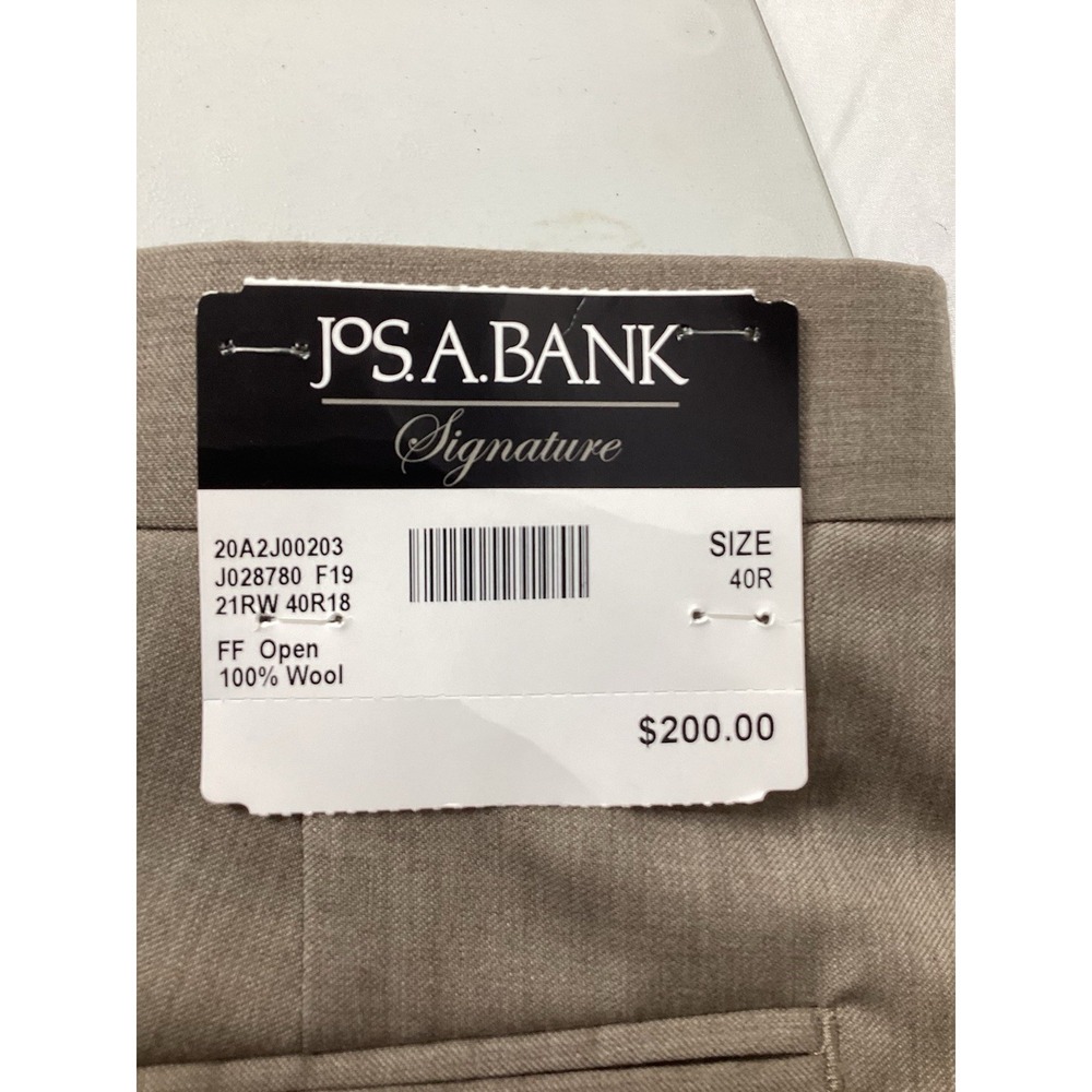 NWT Jos A Bank Signature Tailored Fit Men's Khaki Dress Pants Size‎ 40R - Picture 3 of 8